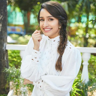 Логотип Телеграм канала Actresses_Official. Бесплатная аналитика Telegram каналов