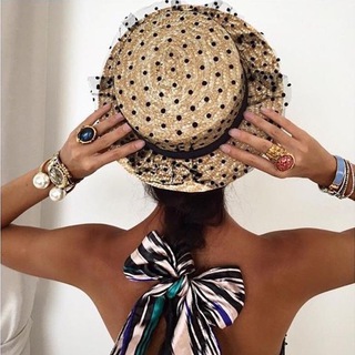 Telegram Channel logo hellodress. Free Telegram Channel Analytics