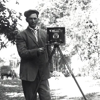 Логотип Телеграм канала history_lens. Бесплатная аналитика Telegram каналов