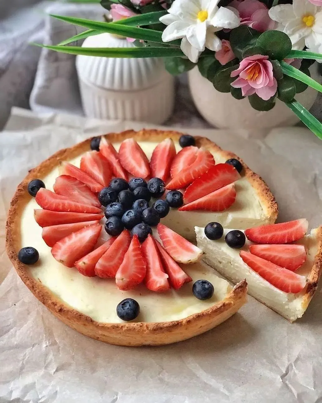 Логотип Телеграм канала zdes_vkusnaya_eda. Бесплатная аналитика Telegram каналов