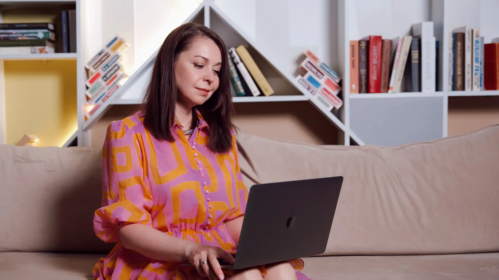 Telegram Channel logo id773470971306_biz. Free Telegram Channel Analytics