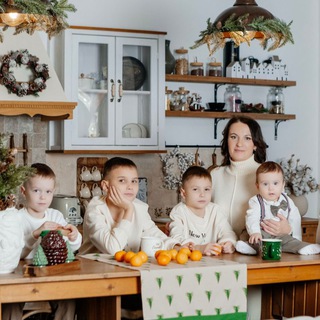 Логотип Телеграм канала mama_olchik. Бесплатная аналитика Telegram каналов