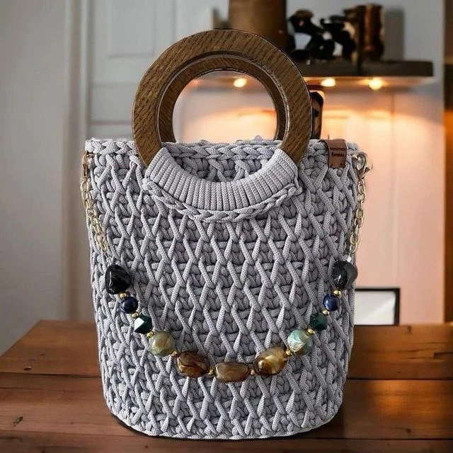 Логотип Телеграм канала vjazanie_interier. Бесплатная аналитика Telegram каналов