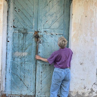 Логотип Телеграм канала tokarevadesign. Бесплатная аналитика Telegram каналов