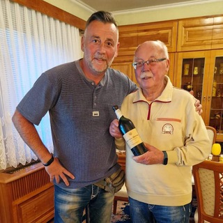 Telegram Channel logo LUTZiges. Free Telegram Channel Analytics