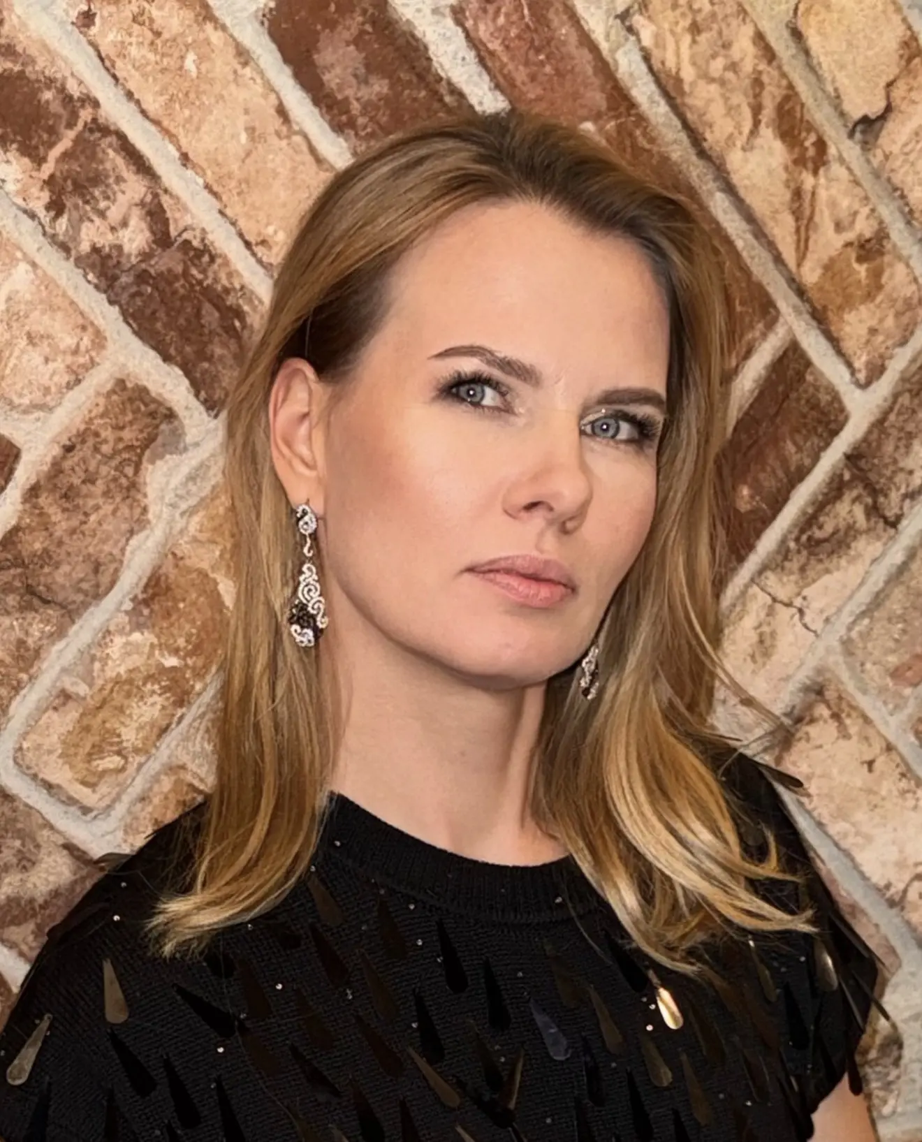 Telegram Channel logo memblondbarchetta. Free Telegram Channel Analytics