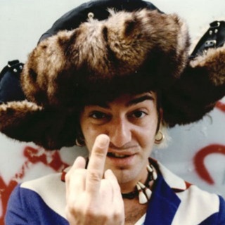 Логотип Телеграм канала Хронический фэшн. Бесплатная аналитика Telegram каналов