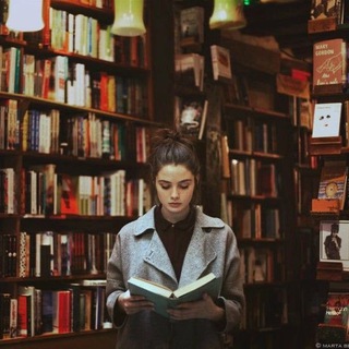 Логотип Телеграм канала Жизнь книг и их авторов. Бесплатная аналитика Telegram каналов