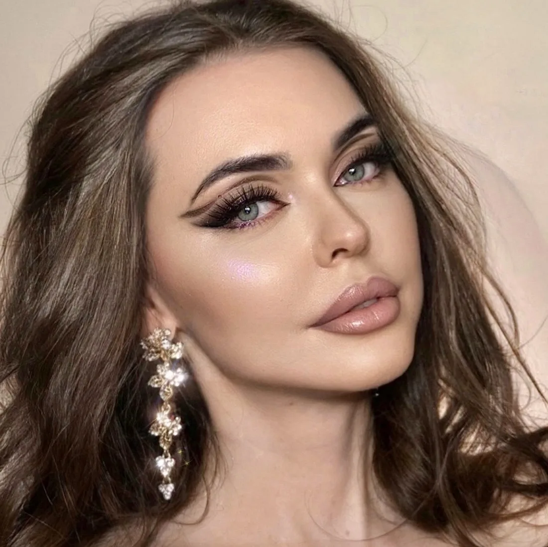 Логотип Телеграм канала nastasya_beauty. Бесплатная аналитика Telegram каналов