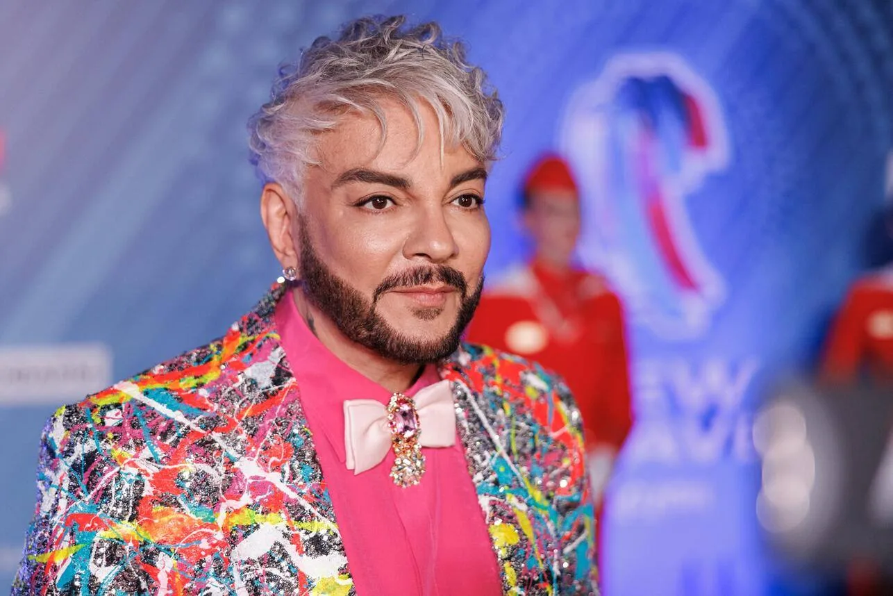 Логотип Телеграм канала ru_esquire. Бесплатная аналитика Telegram каналов