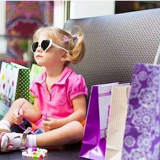 Логотип Телеграм канала daromvmeste. Бесплатная аналитика Telegram каналов