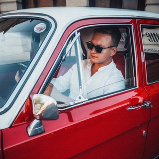 Логотип Телеграм канала lookkenig. Бесплатная аналитика Telegram каналов