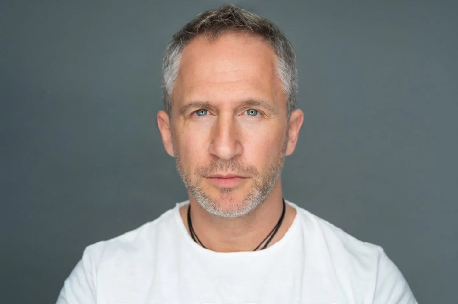 Логотип Телеграм канала id770365028055_biz. Бесплатная аналитика Telegram каналов