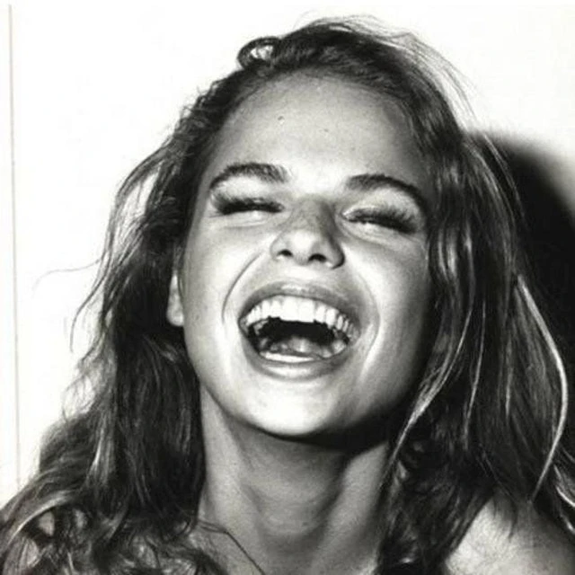 Логотип Телеграм канала humorzhenskiy. Бесплатная аналитика Telegram каналов