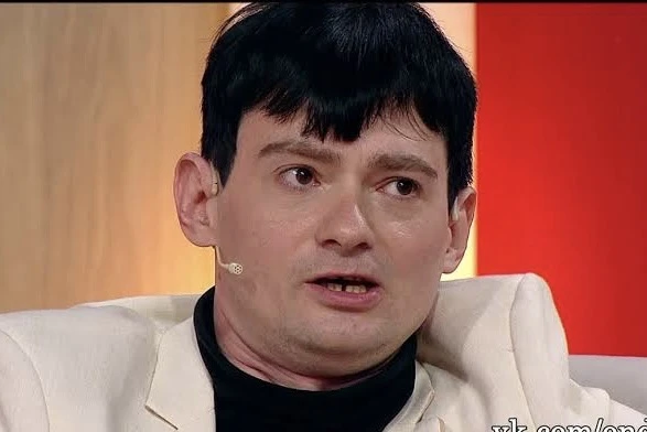 Логотип Телеграм канала narezki_dom2. Бесплатная аналитика Telegram каналов