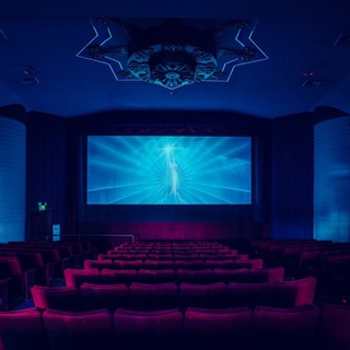 Логотип Телеграм канала kinosvetcameramotor. Бесплатная аналитика Telegram каналов