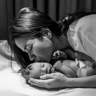 Telegram Channel logo berkristi. Free Telegram Channel Analytics