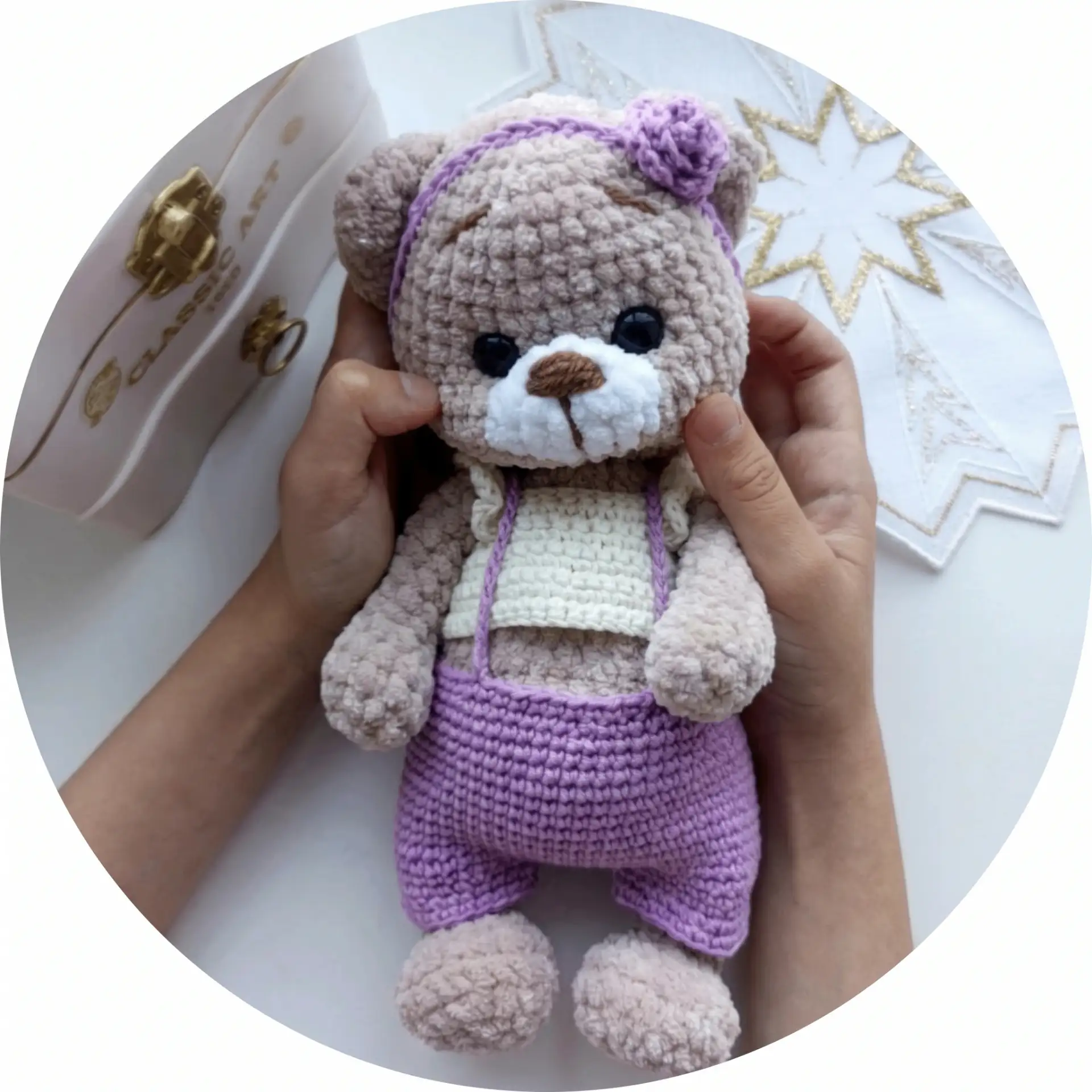 Логотип Телеграм канала mishki_amigurumi. Бесплатная аналитика Telegram каналов