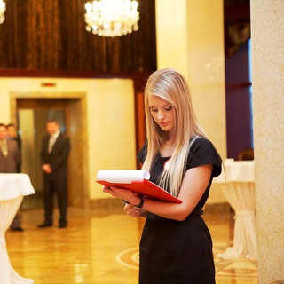 Логотип Телеграм канала hostessmsk. Бесплатная аналитика Telegram каналов