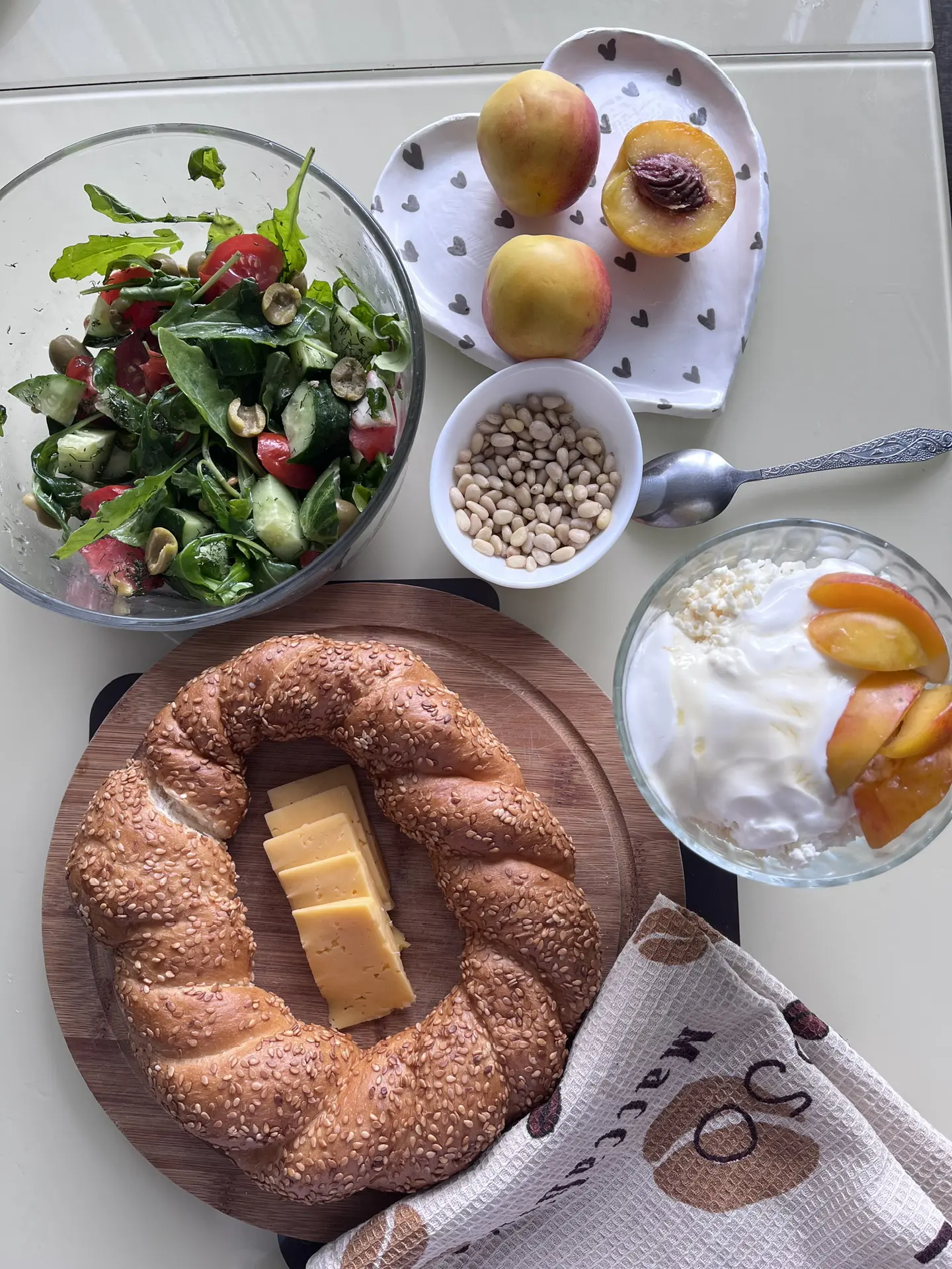 Логотип Телеграм канала id165114343587_biz. Бесплатная аналитика Telegram каналов