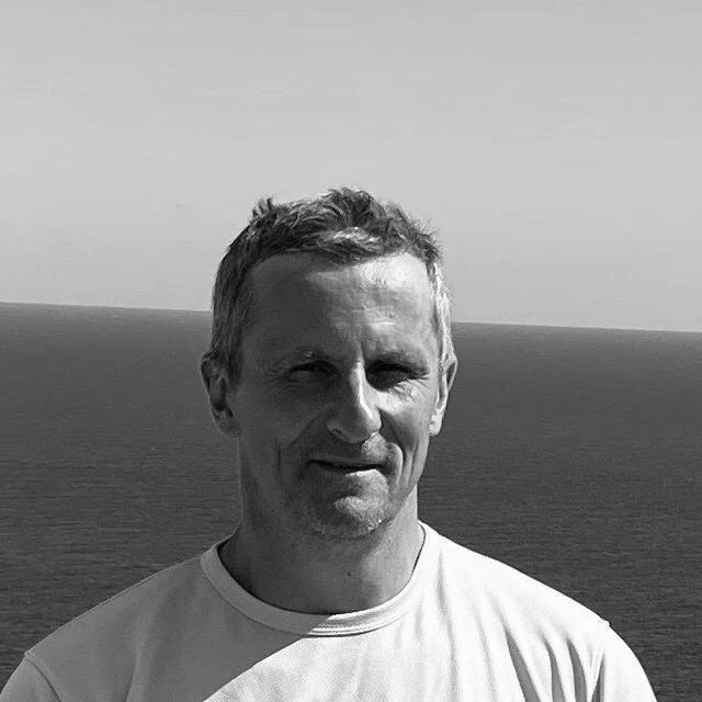 Логотип Телеграм канала stari_trader. Бесплатная аналитика Telegram каналов