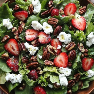 Логотип Телеграм канала receptisalatov. Бесплатная аналитика Telegram каналов