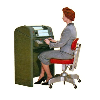 Логотип Телеграм канала . Бесплатная аналитика Telegram каналов