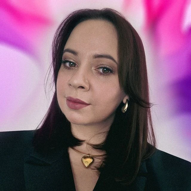 Логотип Телеграм канала valya_wb. Бесплатная аналитика Telegram каналов