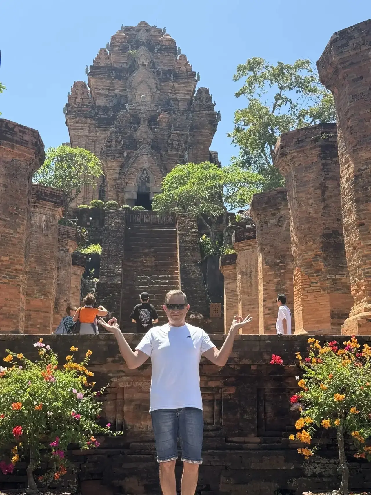 Telegram Channel logo id561701936592_biz. Free Telegram Channel Analytics