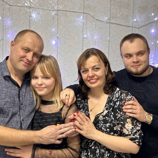 Логотип Телеграм канала hozyikasurala. Бесплатная аналитика Telegram каналов