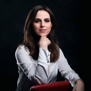 Логотип Телеграм канала דפנה ליאל. Бесплатная аналитика Telegram каналов