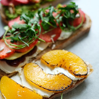 Логотип Телеграм канала moi_zavtrak. Бесплатная аналитика Telegram каналов