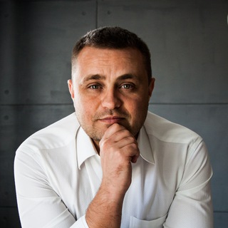 Логотип Телеграм канала ushakov_club. Бесплатная аналитика Telegram каналов