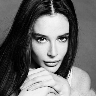 Логотип Телеграм канала Quotes✨. Бесплатная аналитика Telegram каналов