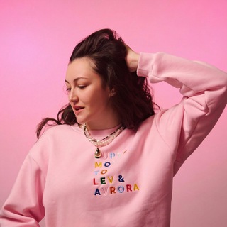 Логотип Телеграм канала bazhukhina_mom. Бесплатная аналитика Telegram каналов