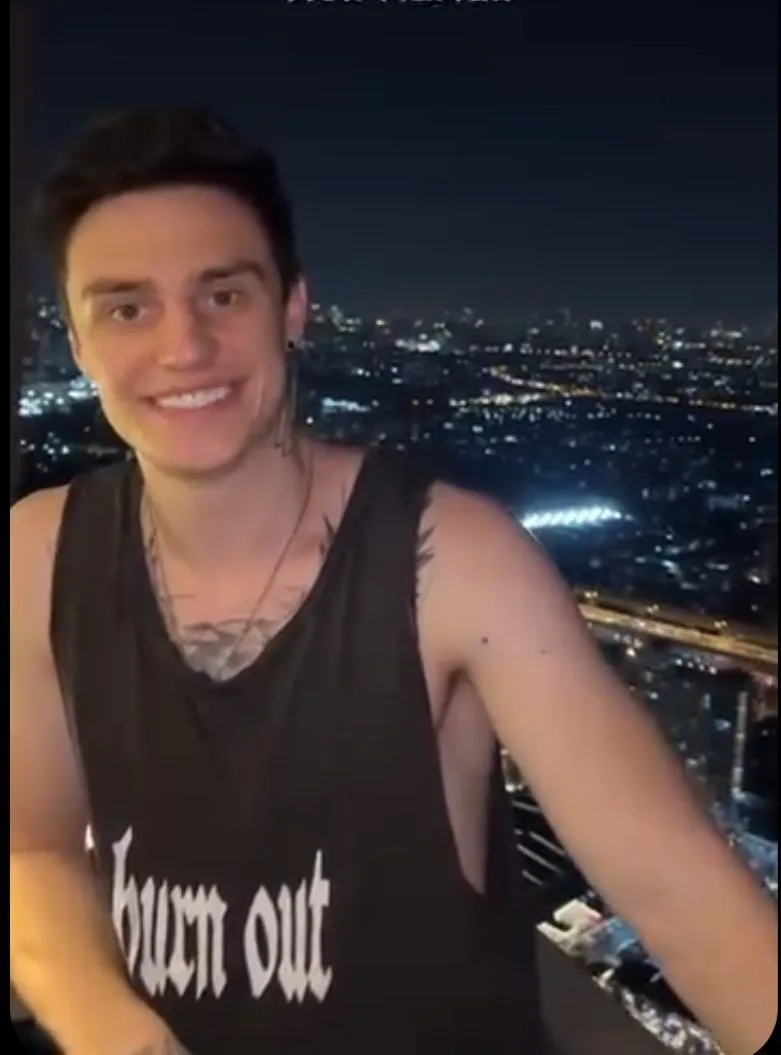 Telegram Channel logo club228820526. Free Telegram Channel Analytics