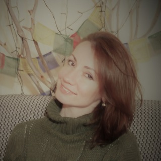 Логотип Телеграм канала Vuelta al mundo. Бесплатная аналитика Telegram каналов