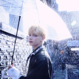 Логотип Телеграм канала 𝐊𝐚𝐦𝐚𝐥 𝐇𝐮𝐞𝐧𝐢𝐧𝐠𝐤𝐚𝐢 𝐓𝐗𝐓. Бесплатная аналитика Telegram каналов