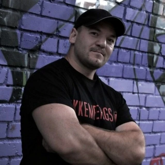 Логотип Телеграм канала lifeinvestorrr. Бесплатная аналитика Telegram каналов