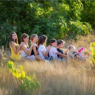 Telegram Channel logo frau_podai_patron. Free Telegram Channel Analytics