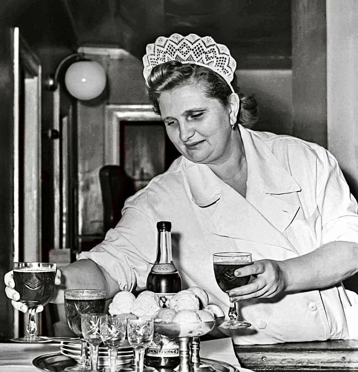 Логотип Телеграм канала obed_vk. Бесплатная аналитика Telegram каналов