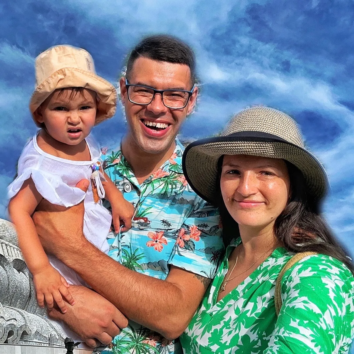 Telegram Channel logo moskvichi_v_m. Free Telegram Channel Analytics