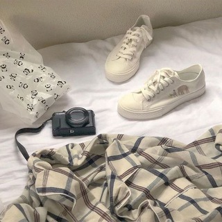 Логотип Телеграм канала wbclothes_y2k. Бесплатная аналитика Telegram каналов