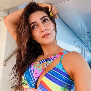 Логотип Телеграм канала Kriti sanon & Nupur Sanon hot. Бесплатная аналитика Telegram каналов