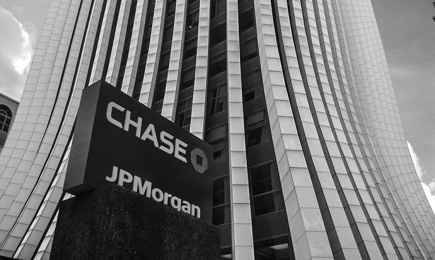 JPMorgan: Старшее поколение инвесторов покупает золото, более молодое – биткоин