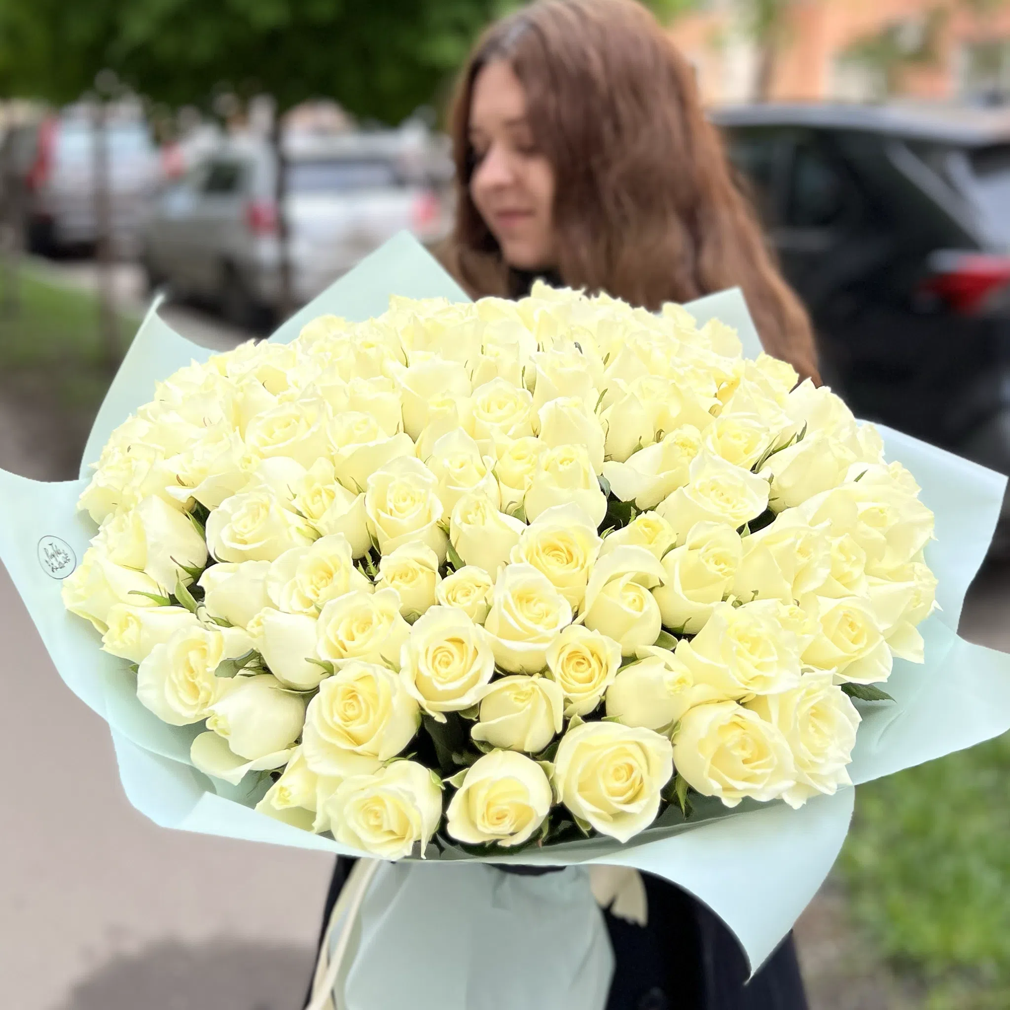 101 белая роза
