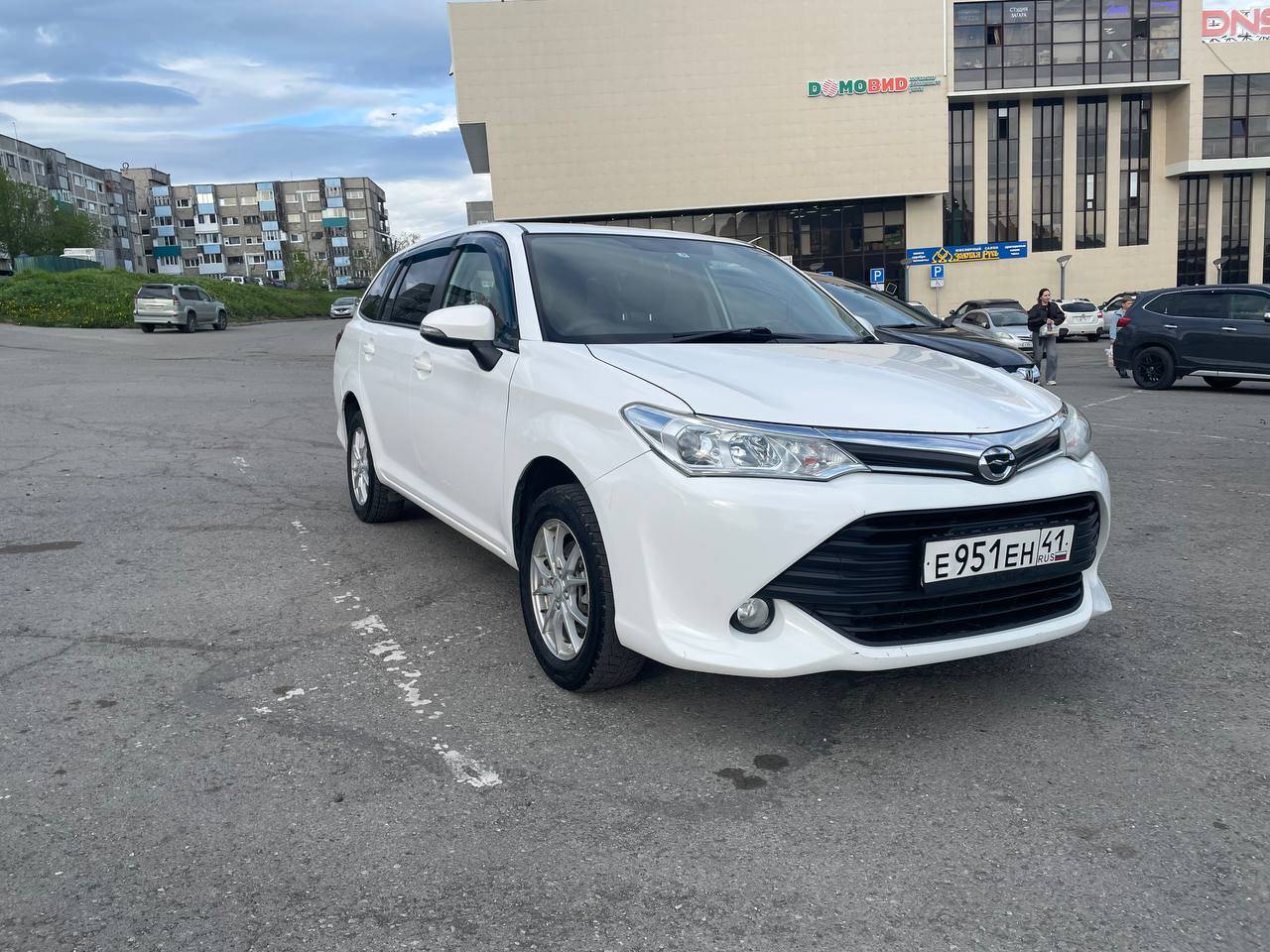 Toyota Corolla Fielder 2017