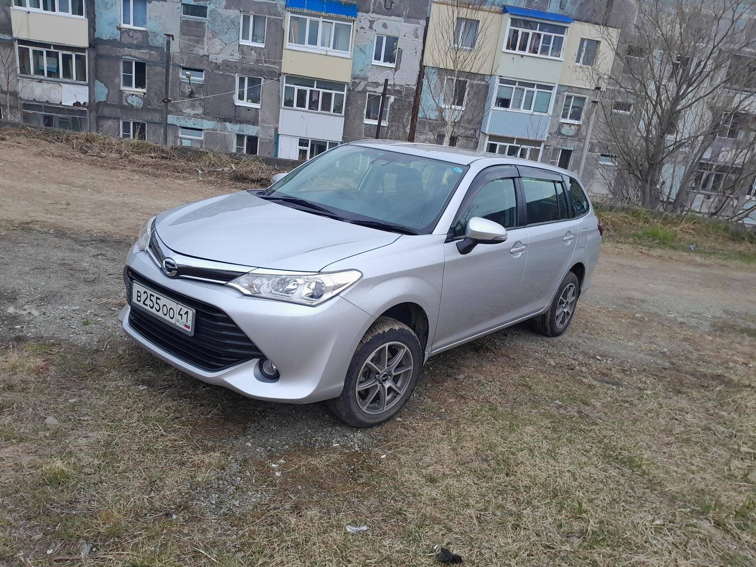 Toyota Corolla Fielder 2016