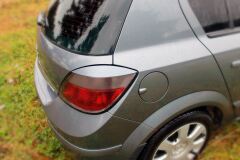 Реснички на фары для Opel Astra H 2004-2011 хэтч. 4 двери задние
