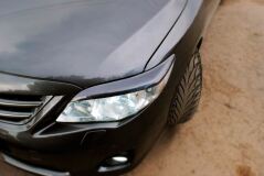 Реснички на фары для Toyota Corolla 2010-2013